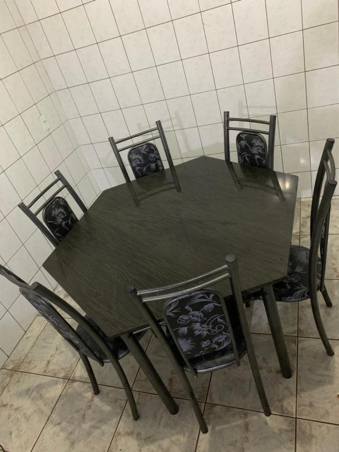 Casa Quintal Bueno! 5 Quartos Com Ar Split E Internet Ultra! Perto Do Melhor De Goiania! Marista Parques Areiao E Vaca Brava Hospital Premium Mater Dei Blue Fit Perdomo Goiania Shopping! المظهر الخارجي الصورة