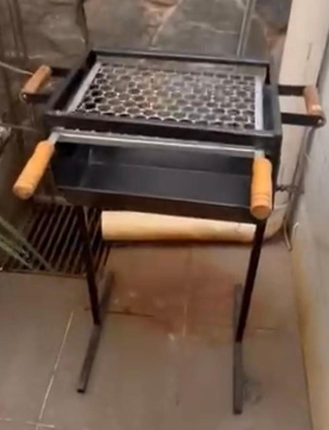 Casa Quintal Bueno! 5 Quartos Com Ar Split E Internet Ultra! Perto Do Melhor De Goiania! Marista Parques Areiao E Vaca Brava Hospital Premium Mater Dei Blue Fit Perdomo Goiania Shopping! المظهر الخارجي الصورة